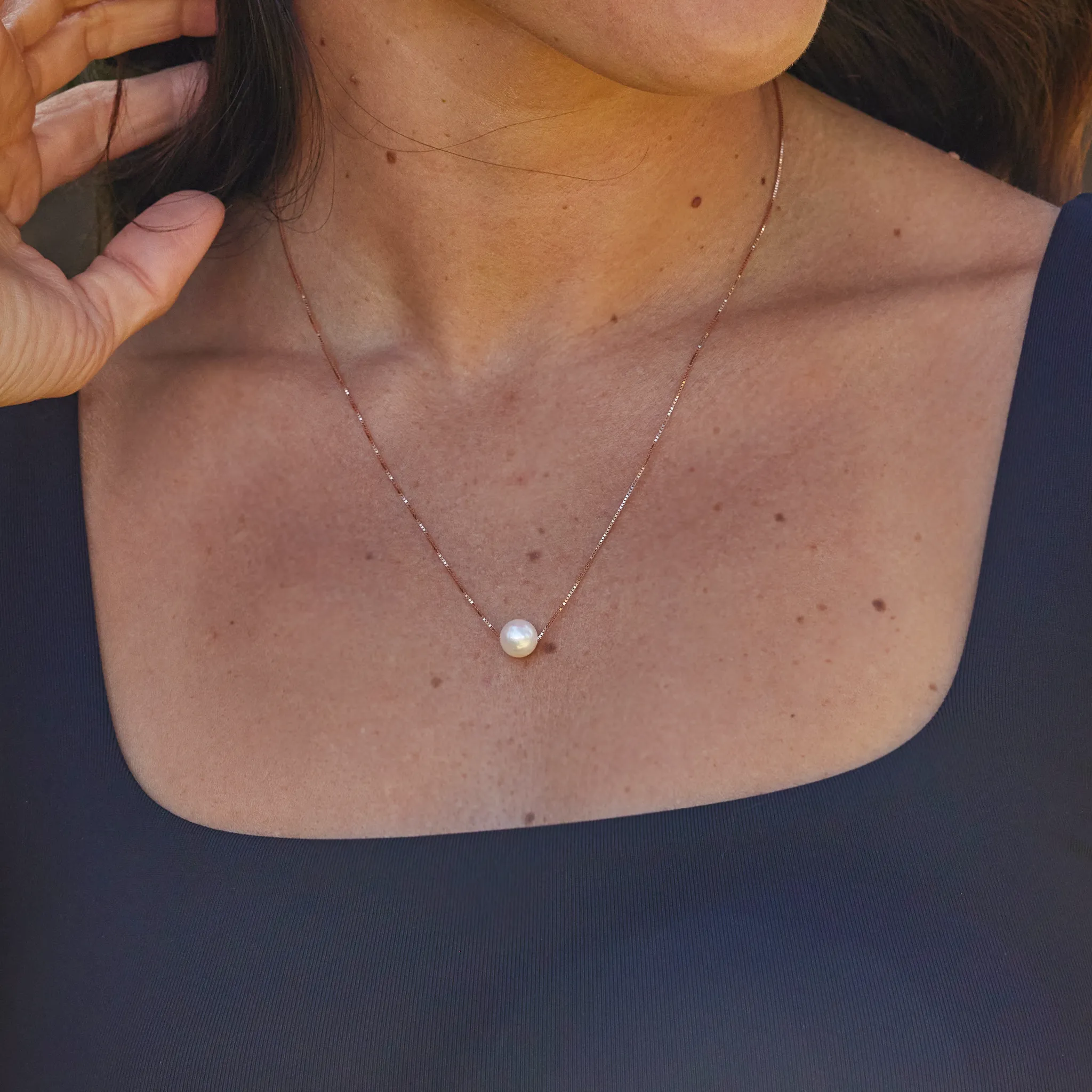 16-18" Adjustable Akoya Pearl Necklace in Rose Gold - 8mm