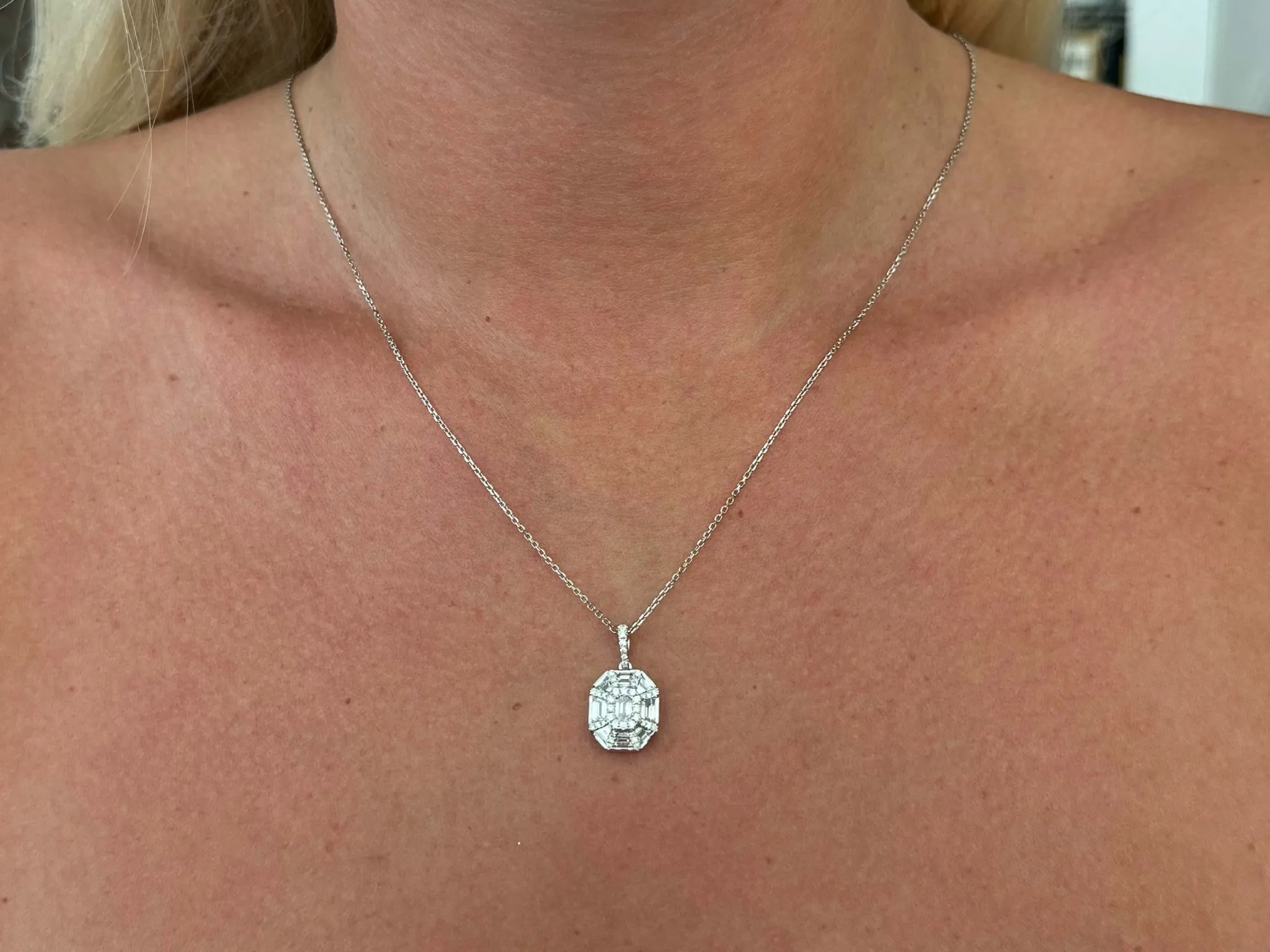 9 Piece Emerald Diamond Pendant Necklace 18k White Gold