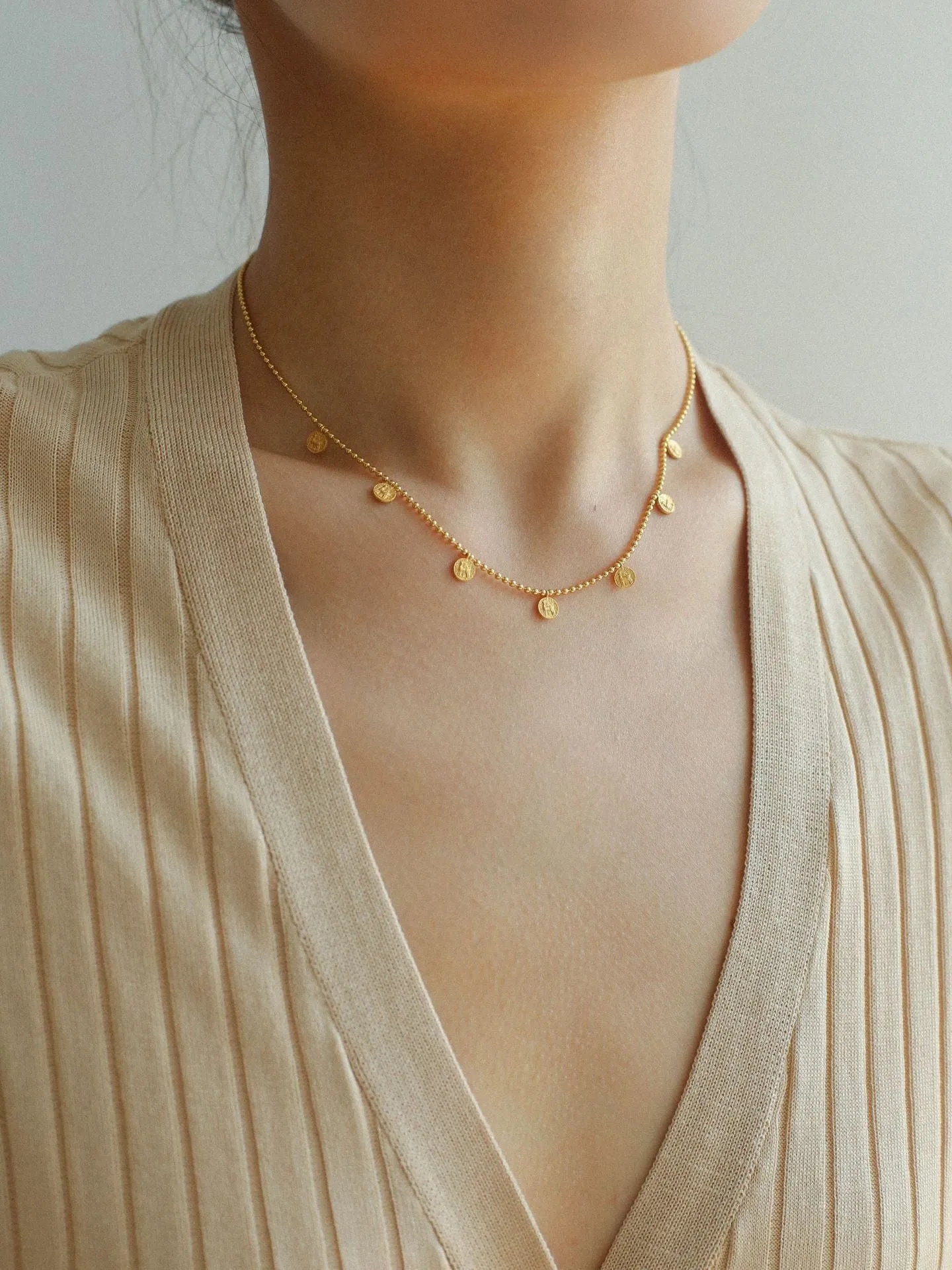 925 Silver Stacked Relief Mini Gold Coin Pendant Beaded Chain Necklace