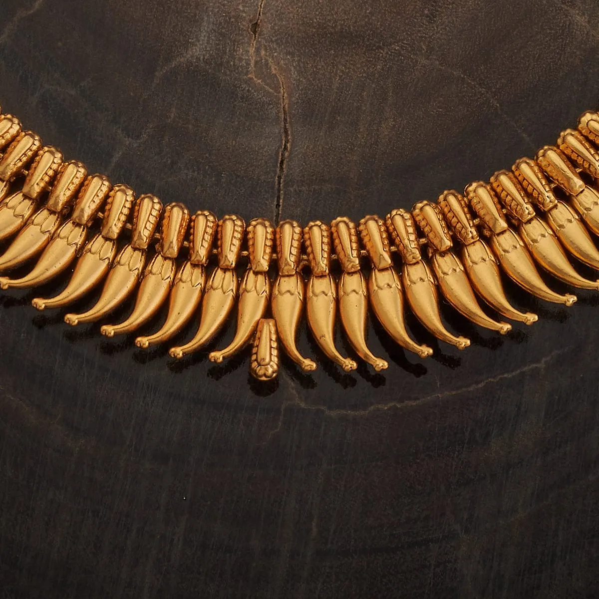 Antique Necklace 175835