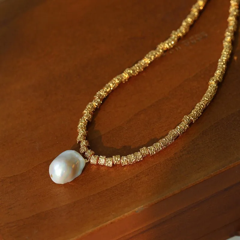 Baroque Lava Metal Series Baroque Pendant Necklace