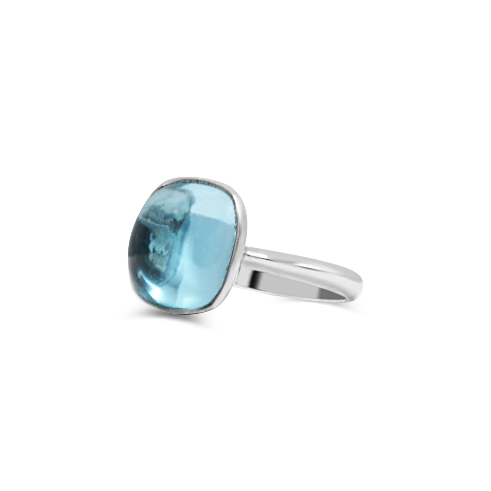 Blue Topaz Set Ring - 18ct White Gold