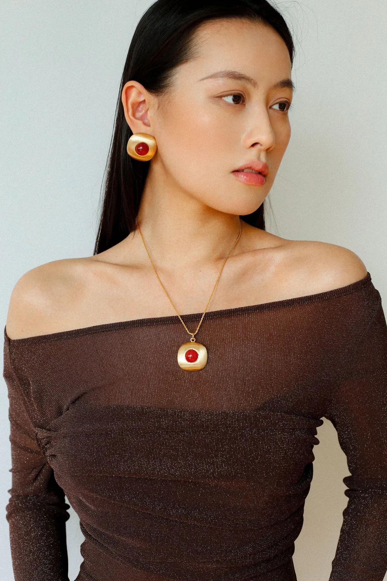 Brushed Geometric Pendant Agate Necklace