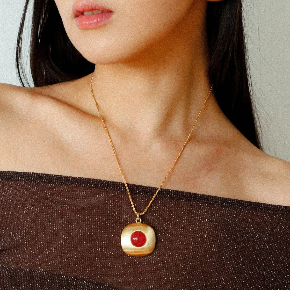 Brushed Geometric Pendant Agate Necklace