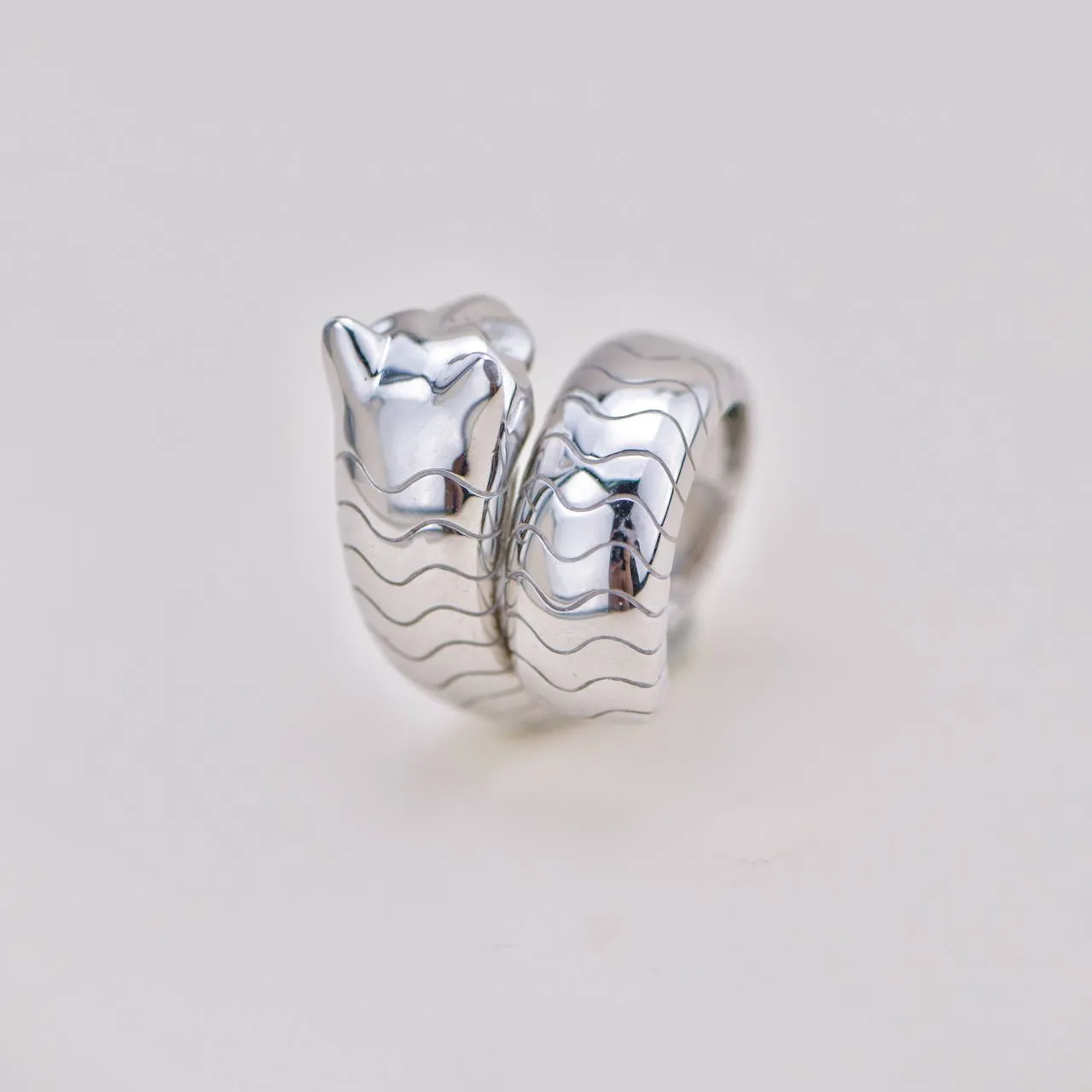 Cartier A Lakarda Panth??re 18K White Gold Tsavorite Onyx Ring Size 51