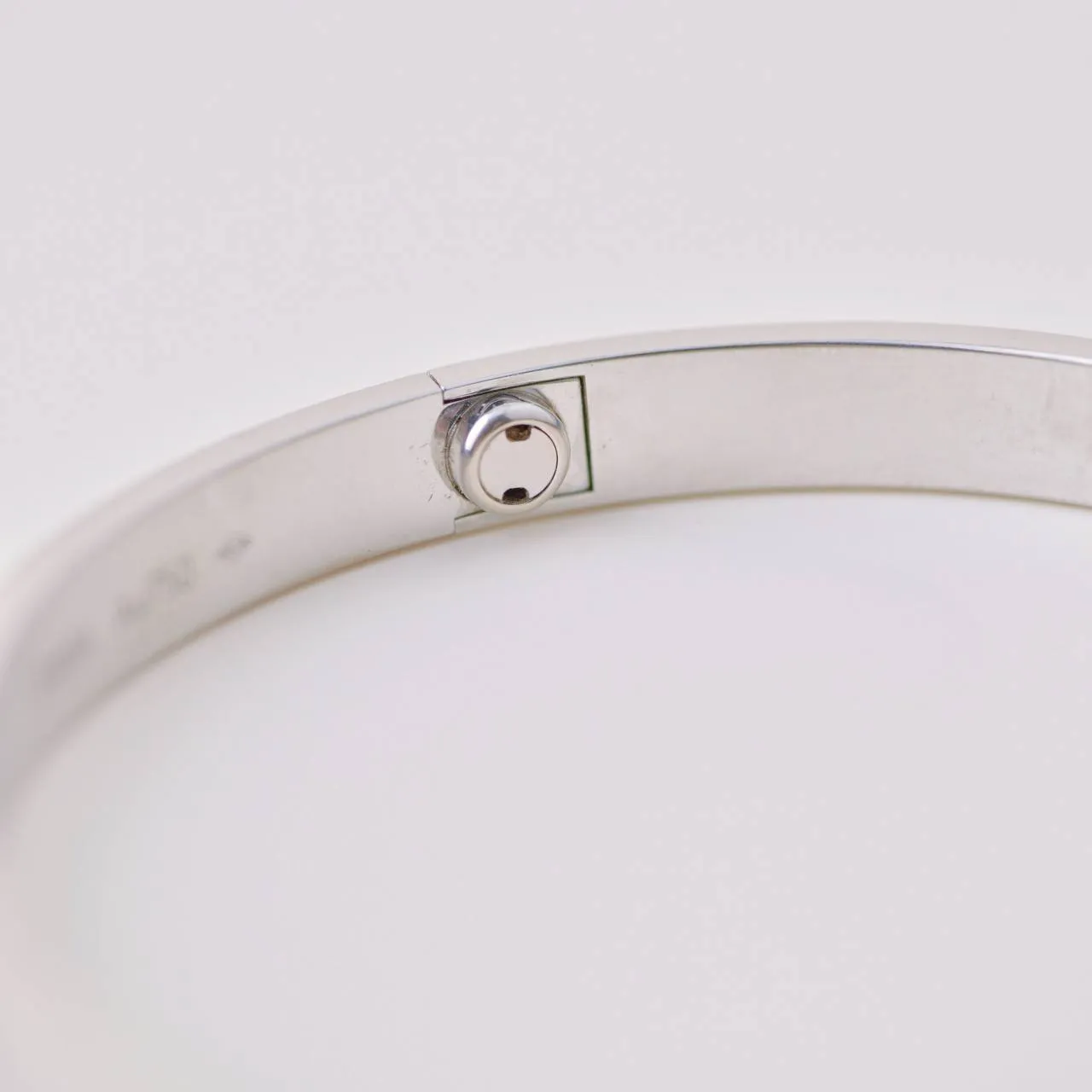 Cartier Love Bracelet 18K White Gold Size 20