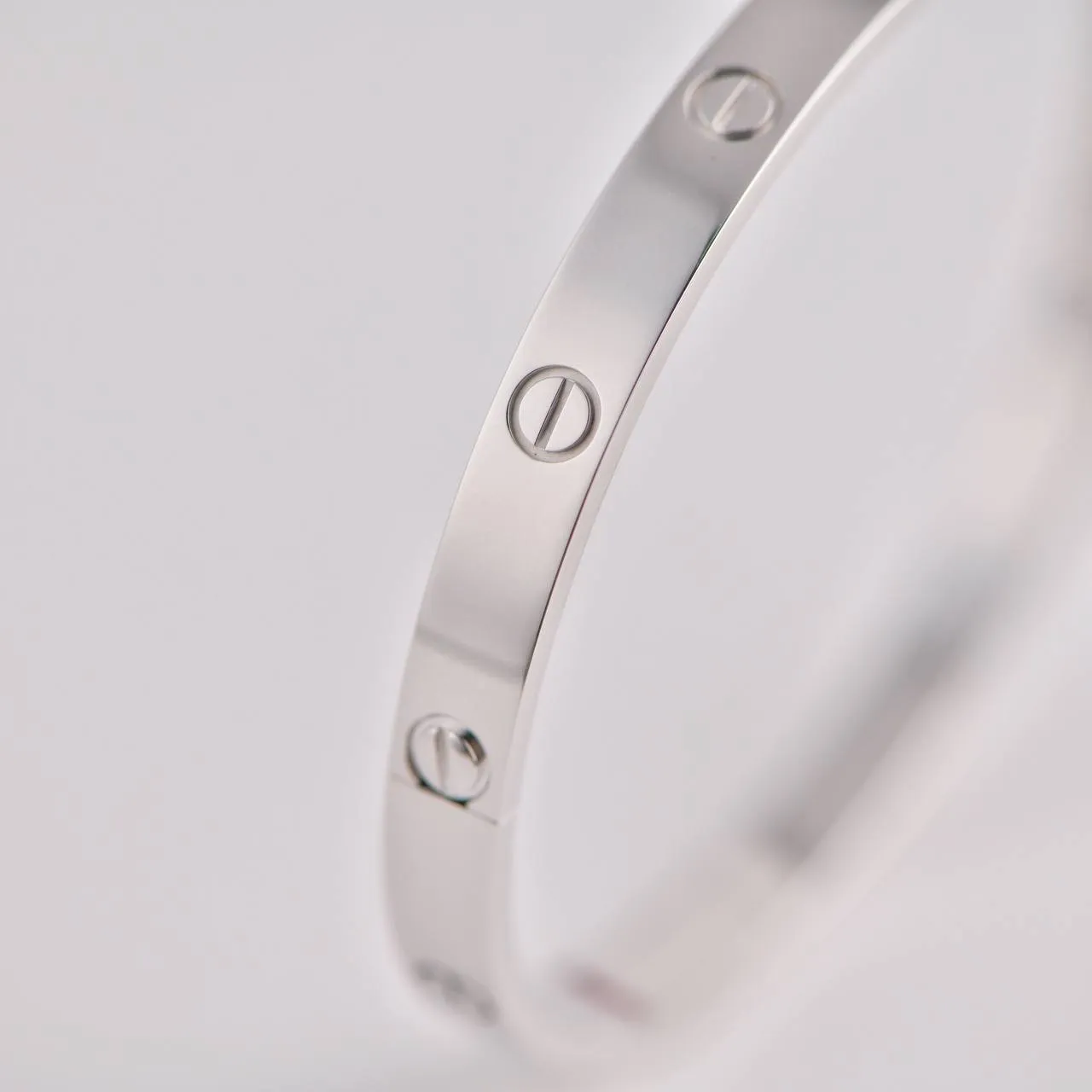 Cartier Love Bracelet 18K White Gold Size 20