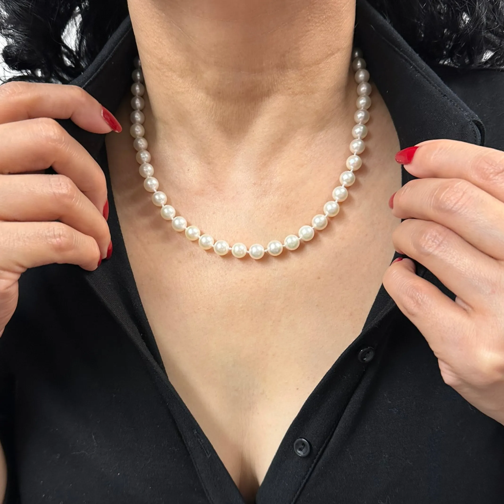 Daisy Exclusive 17" 7.5-8.0mm Single Strand Japanese Cultured Pearl Necklace with 18k Gold Lobster Clasp