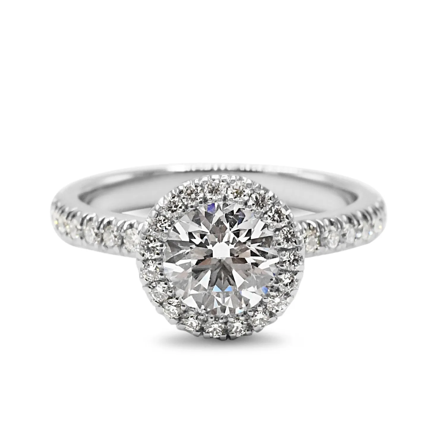 De Beers Aura Diamond Halo Diamond Ring - Platinum