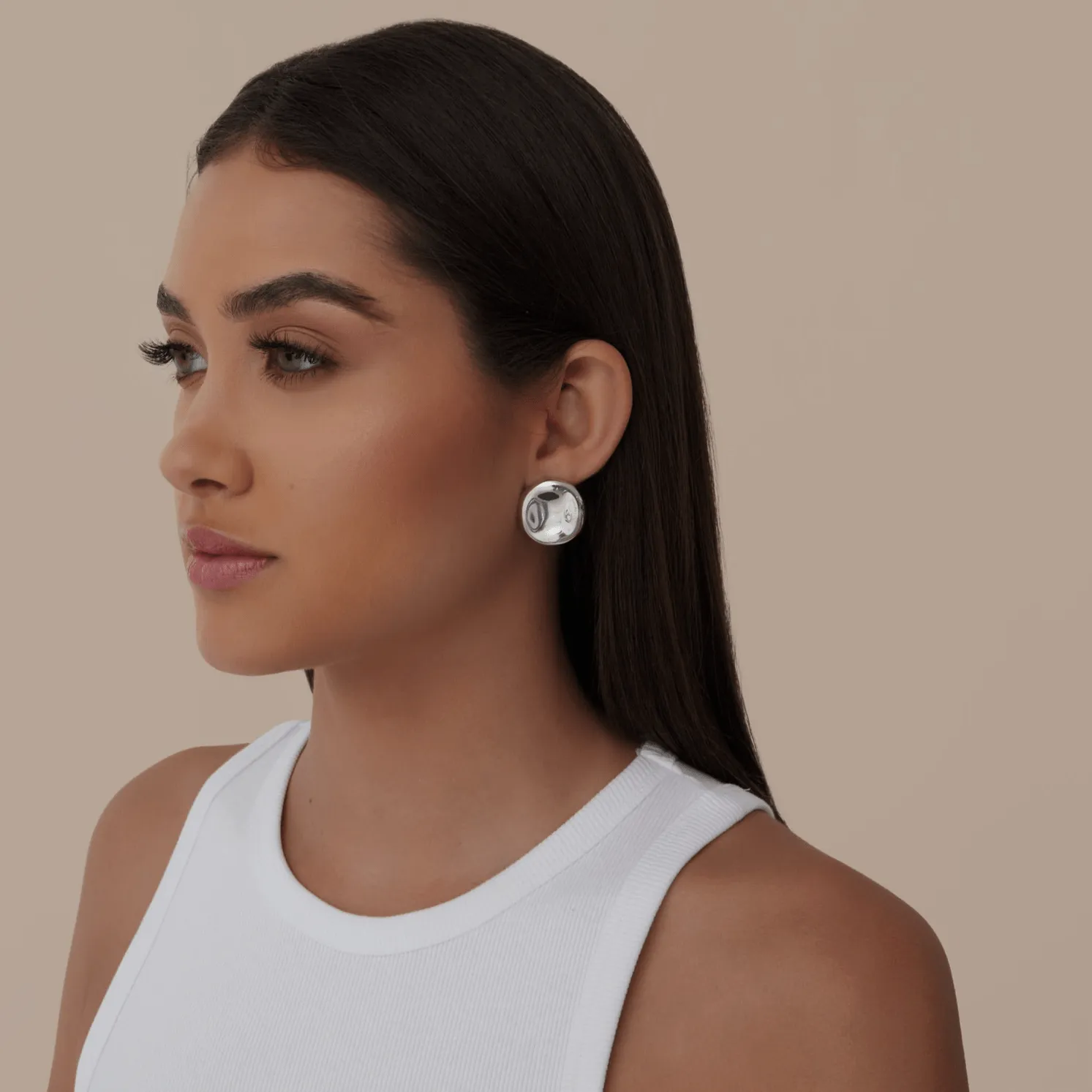 Deja Stud Earrings