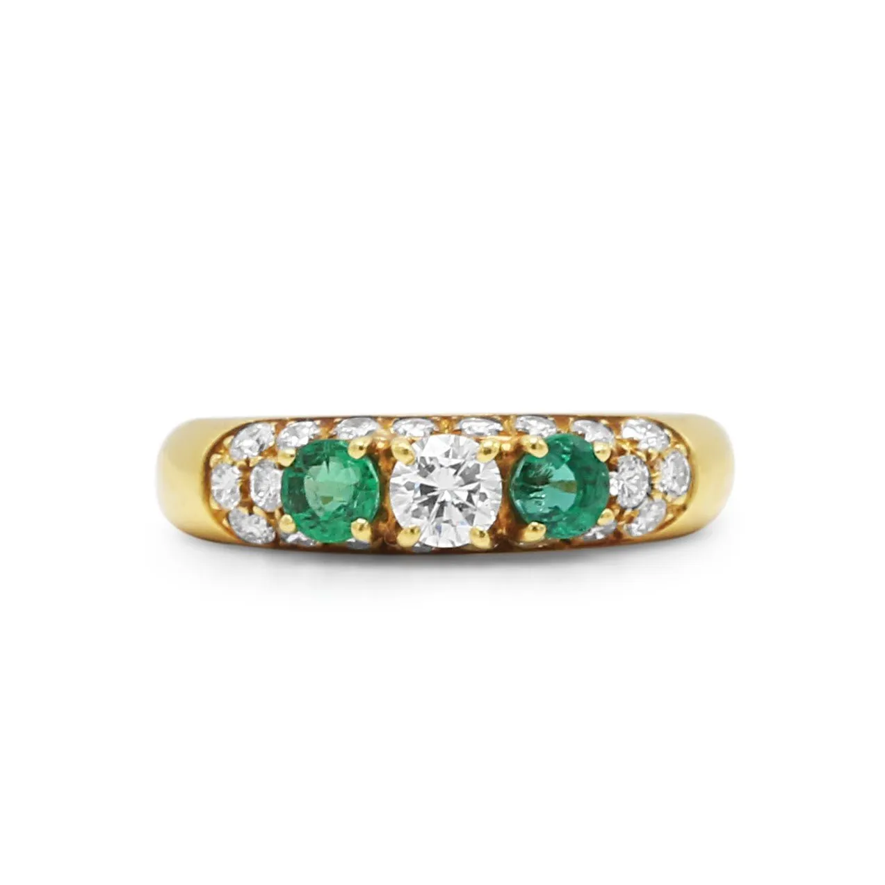 Emerald & Brilliant Cut Diamond Ring - 18ct Yellow Gold