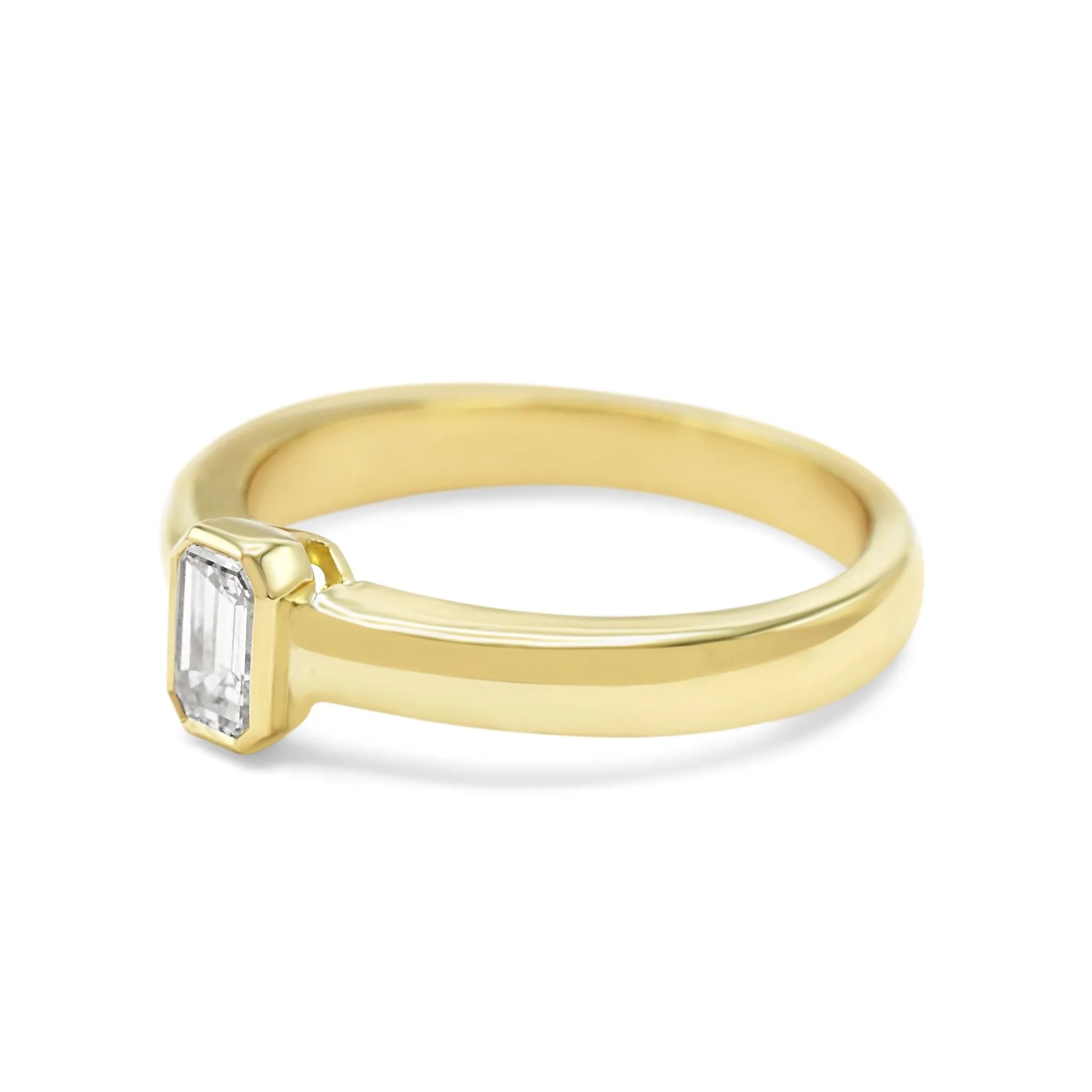 Emerald Cut Diamond Ring 0.40cts - 18ct Yellow Gold