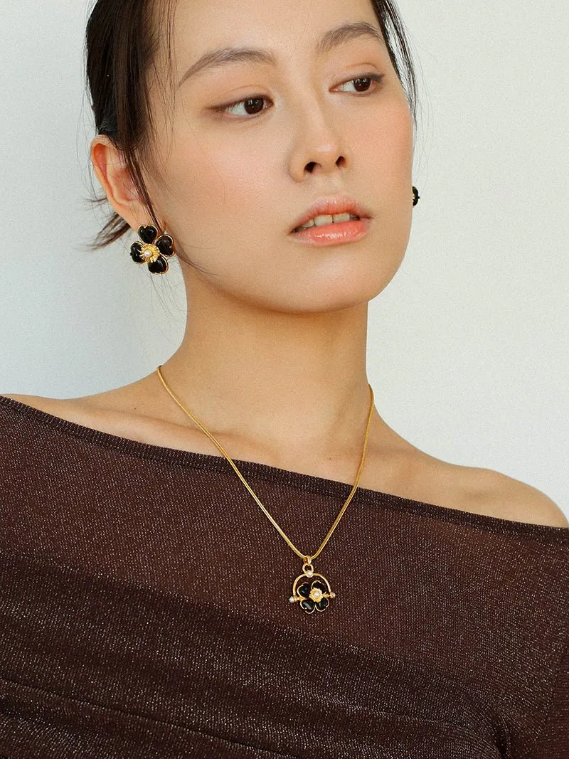 Four-leaf Clover Flower Pendant Necklaces with Black Agate