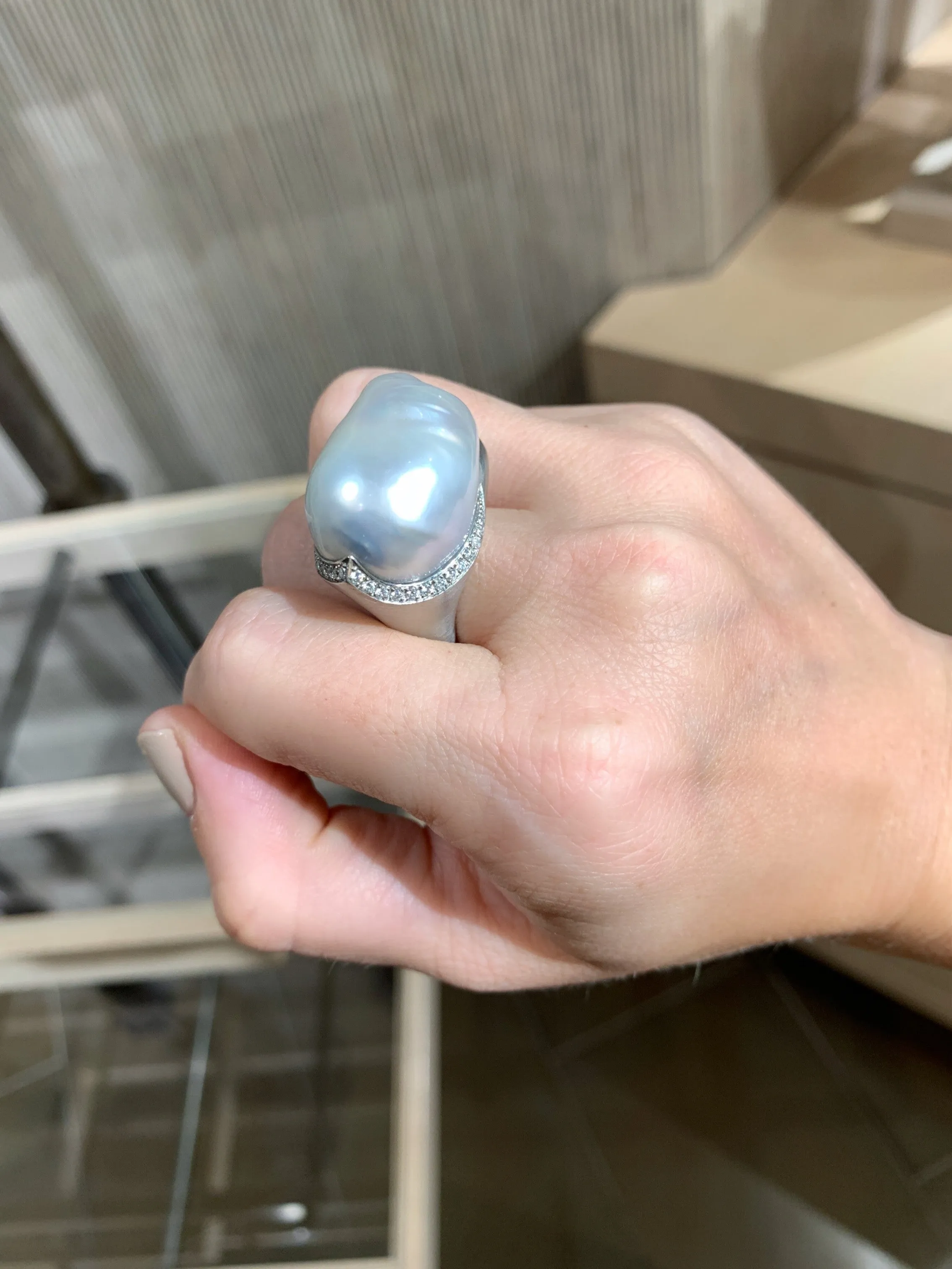Gellner Exceptional Silver South Sea Pearl Diamond Platinum Ring
