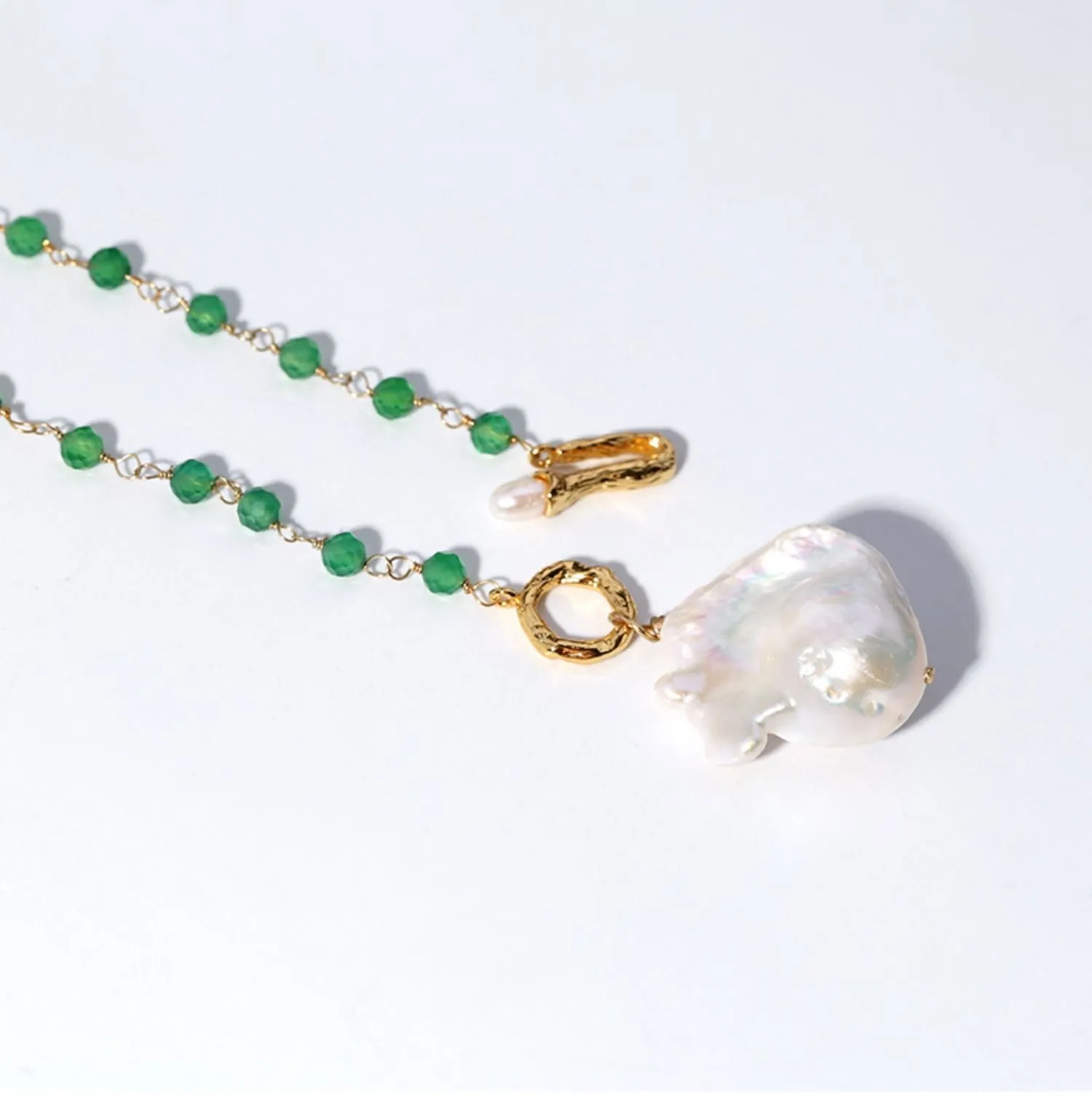 Green Agate Baroque Pearl Pendant Necklace