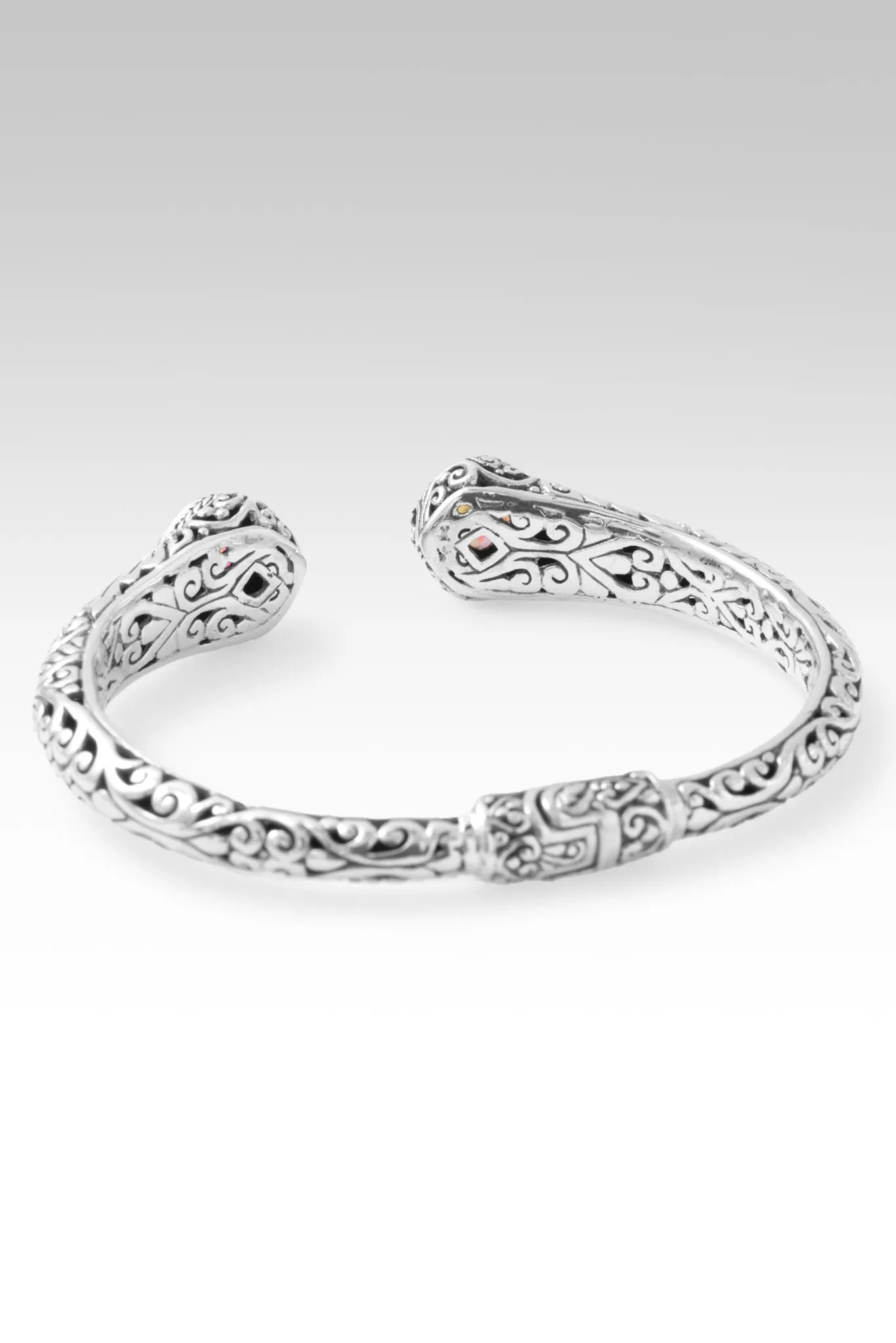 Hope Alive Tip-to-Tip Bracelet? in Summer Peach? Mystic Quartz