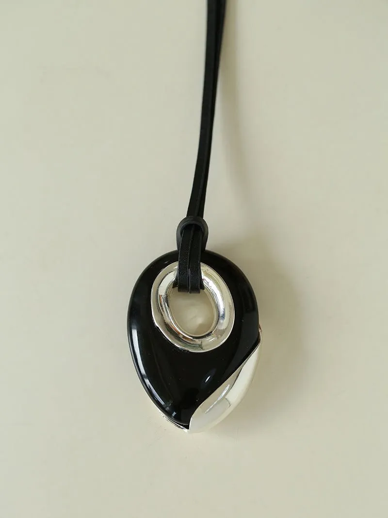 Midnight Oval Obsidian Necklace