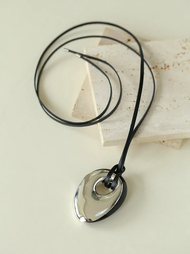 Midnight Oval Obsidian Necklace