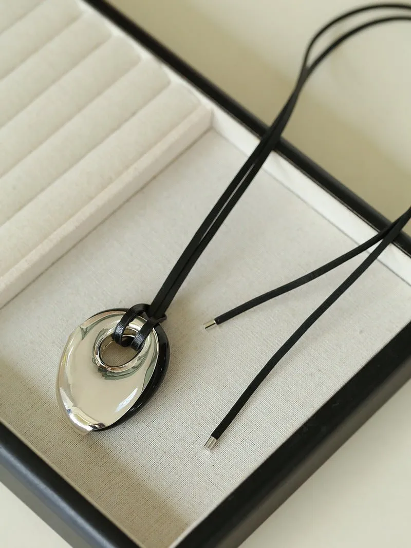 Midnight Oval Obsidian Necklace