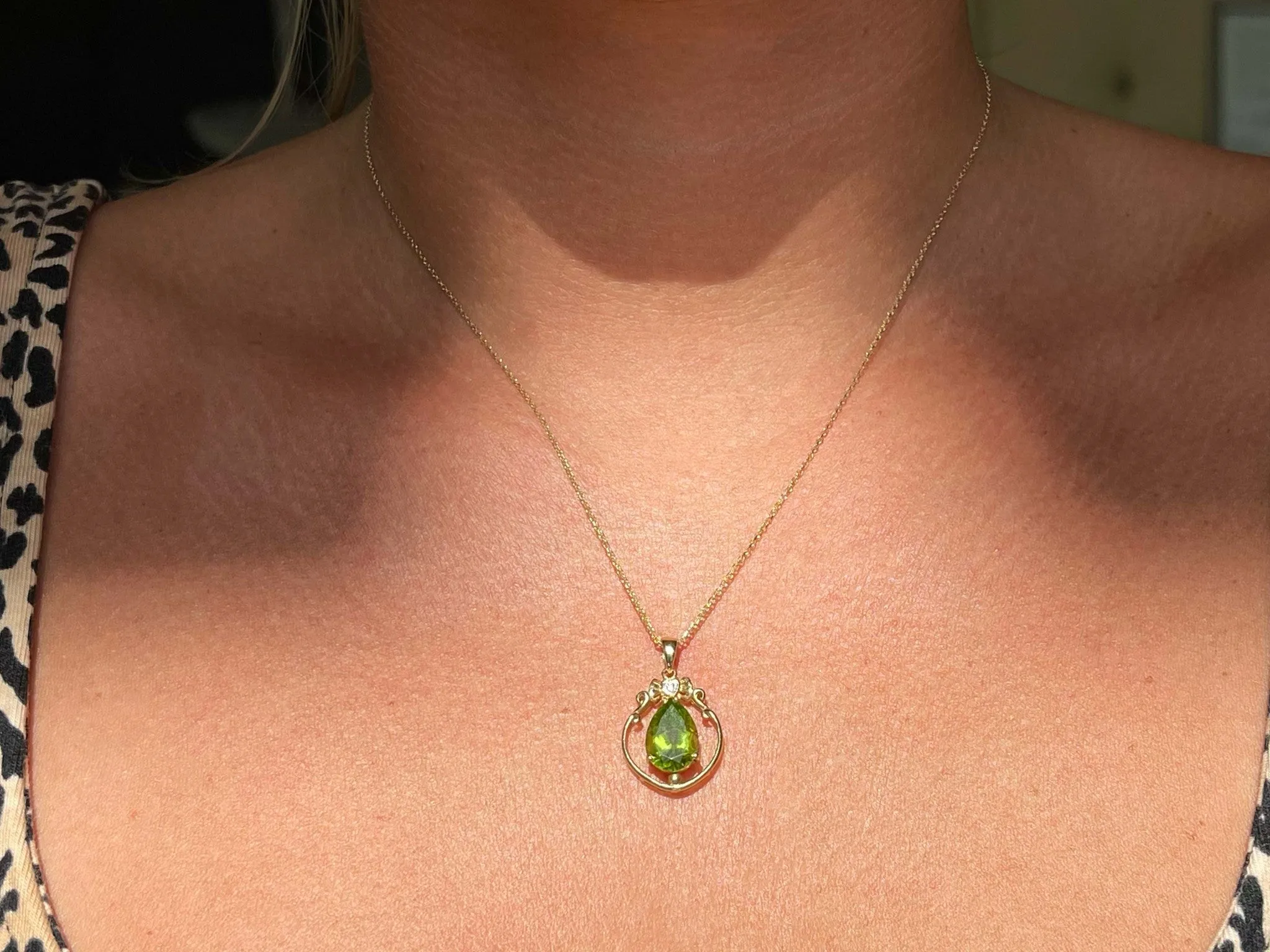 Peridot Diamond Solid 14K Yellow Gold Pendant Necklace