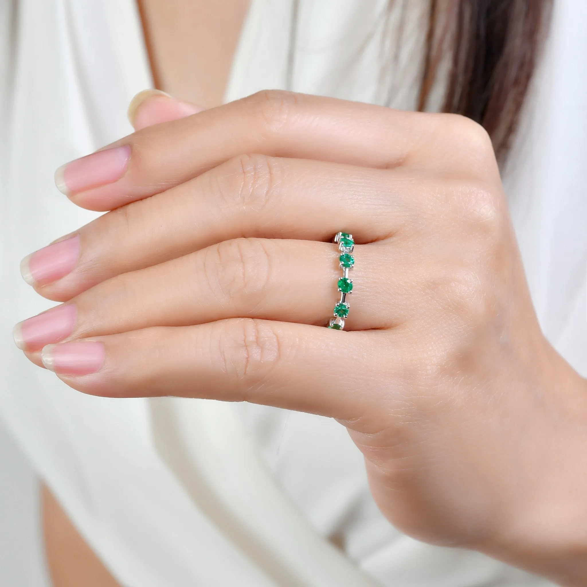Pila Stackable Ring - WG