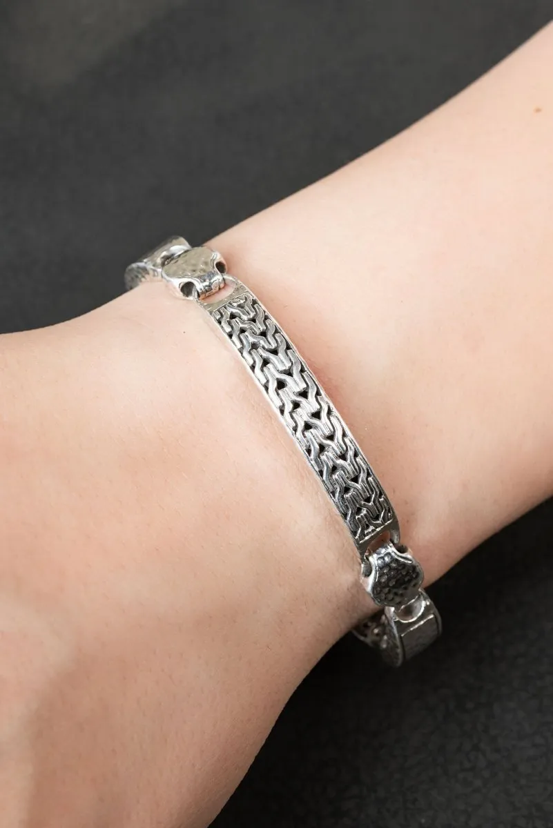 Renewed Strength Bracelet? in Chainlink