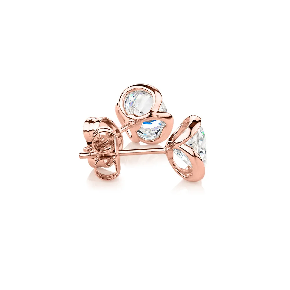 Round Brilliant stud earrings with 2 carats* of diamond simulants in 10 carat rose gold