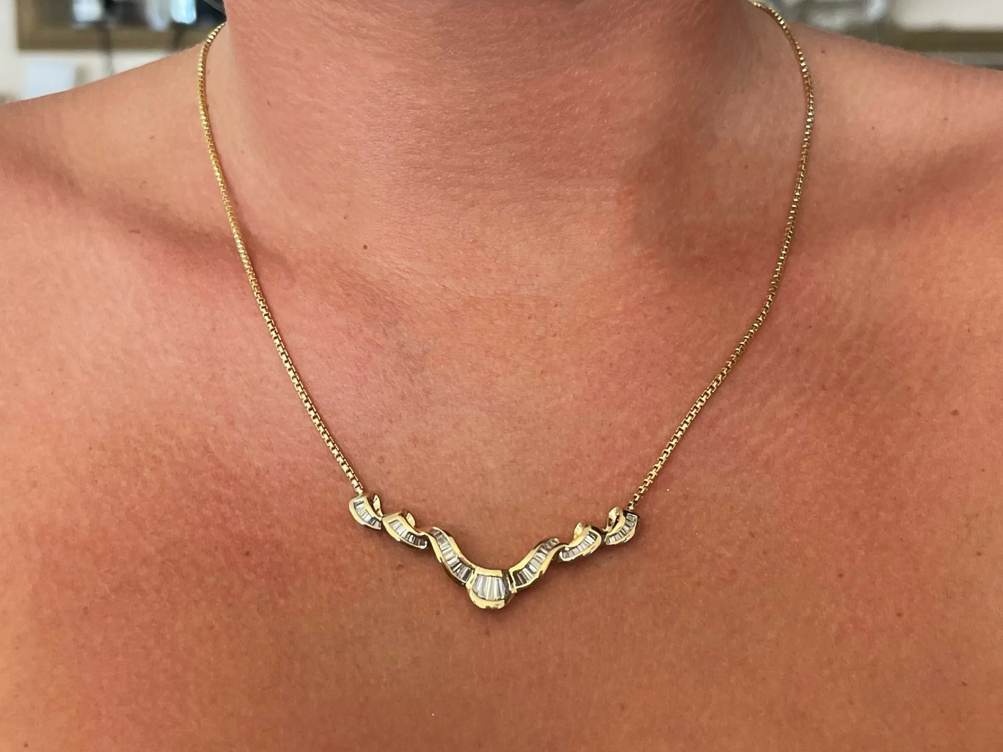 Solid 18k Yellow Gold Baguette Diamond Swirl Pendant Necklace