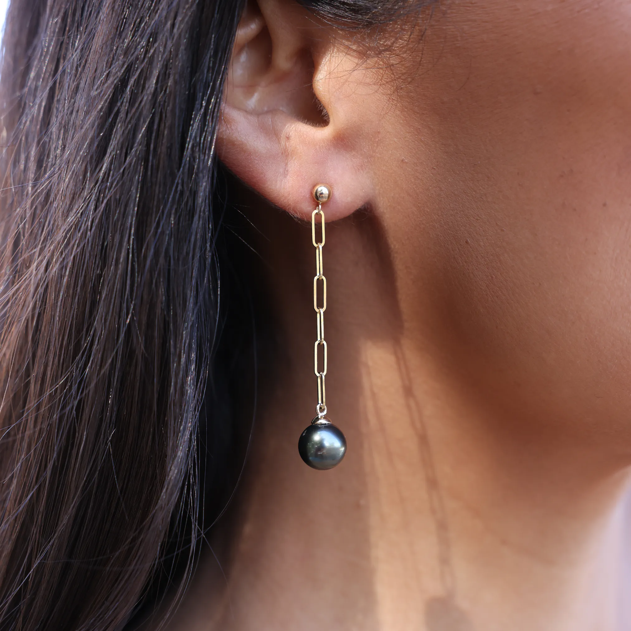 Tahitian Black Pearl Paperclip Chain Earrings in Gold - 9-10mm