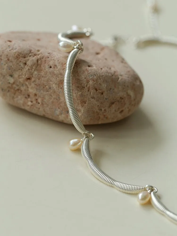 Unique Design Lace Pearl Choker-Silver