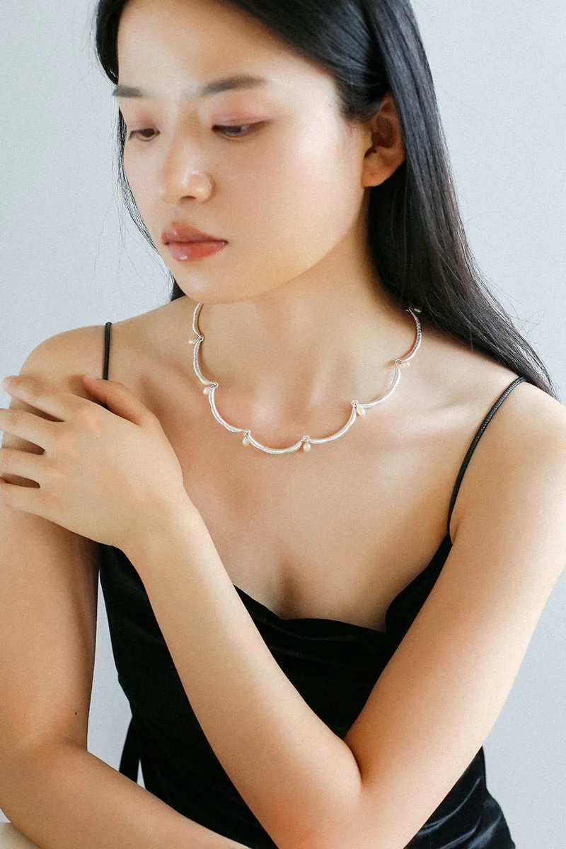 Unique Design Lace Pearl Choker-Silver