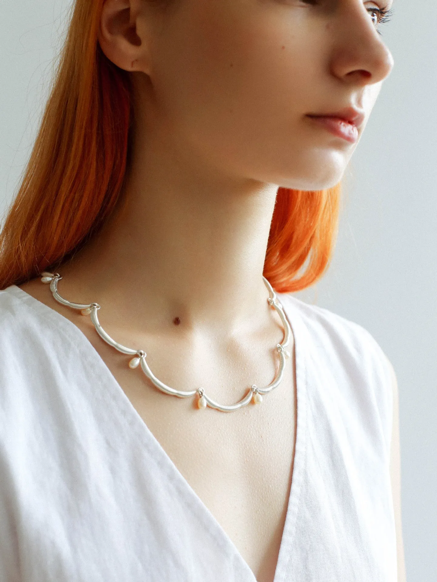 Unique Design Lace Pearl Choker-Silver