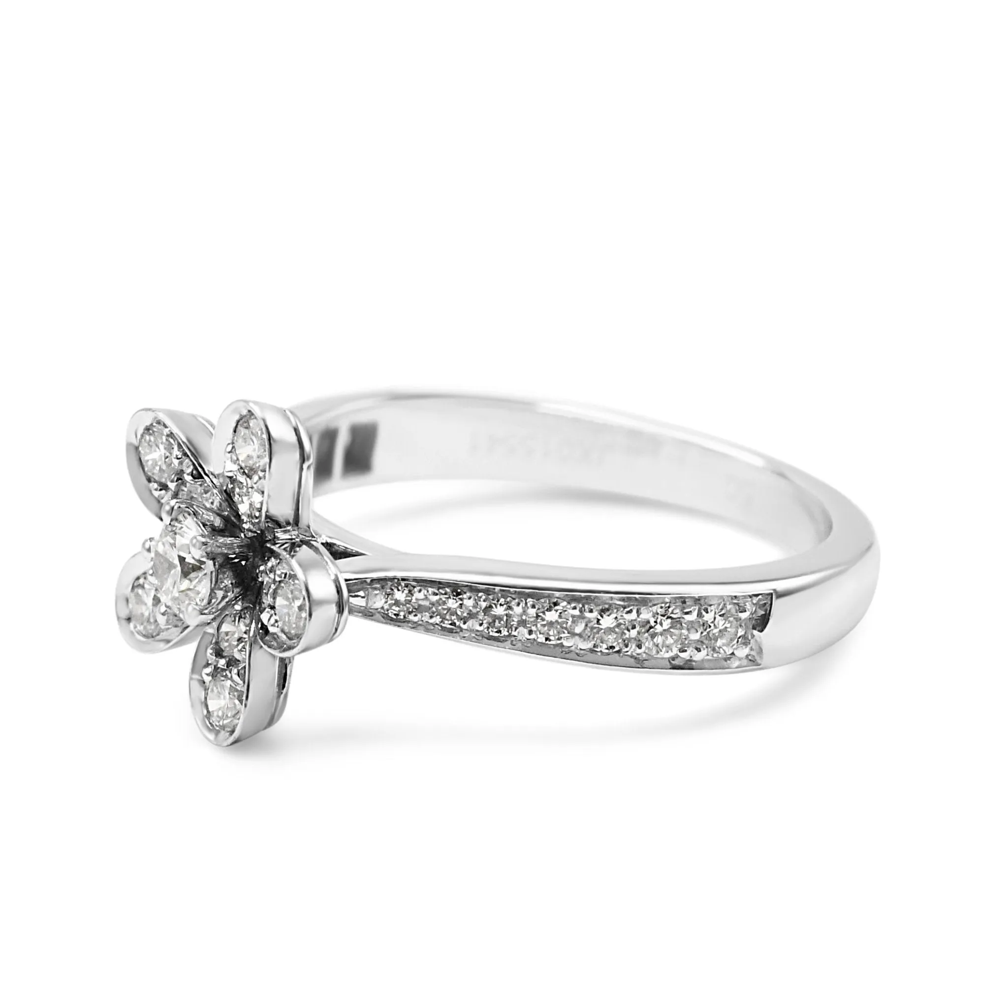 Van Cleef & Arpels Diamond Socrate Ring, 1 Flower Size 50 - 18ct White Gold
