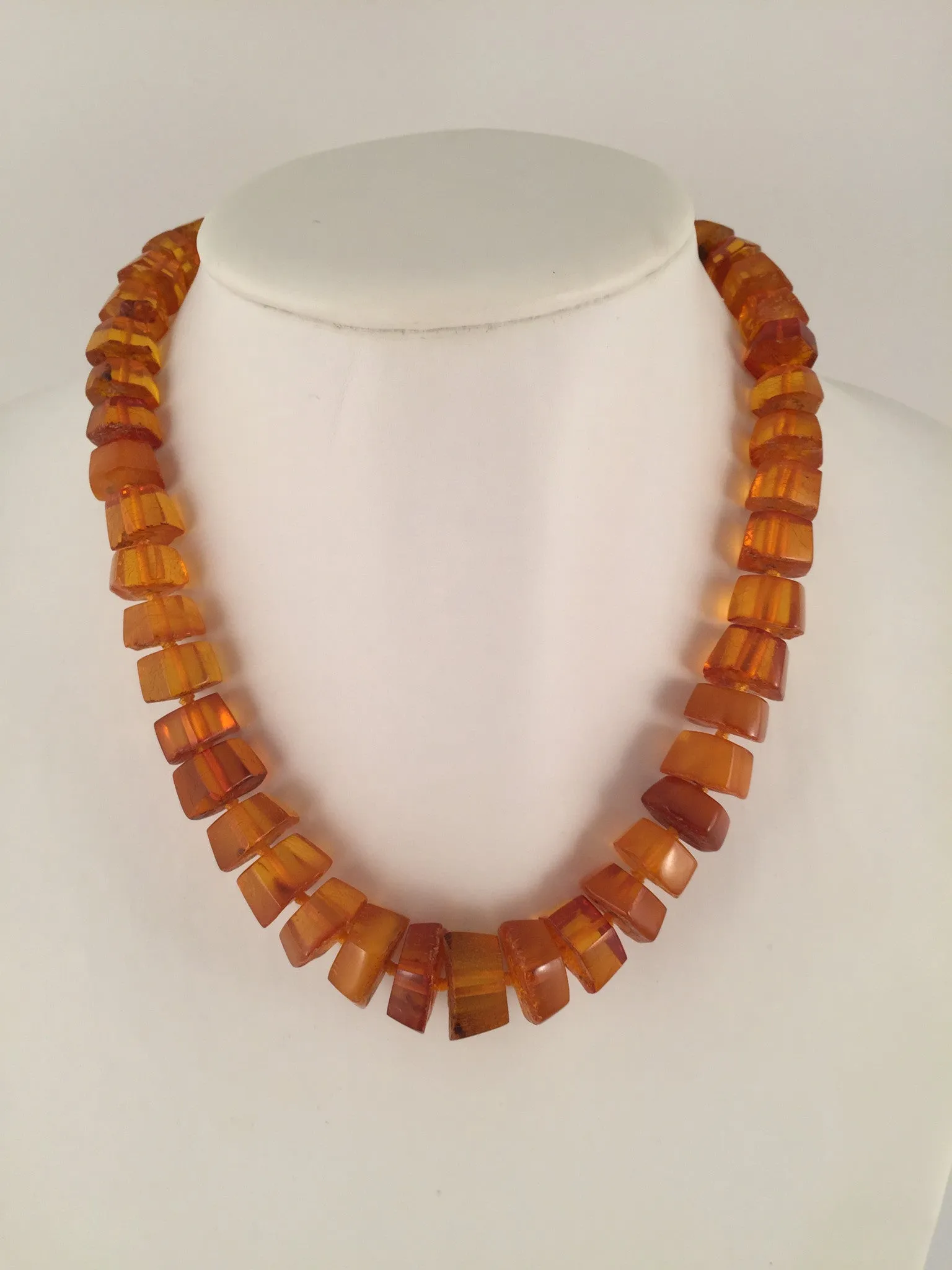 Vintage Graduated Hexagonal Baltic Amber