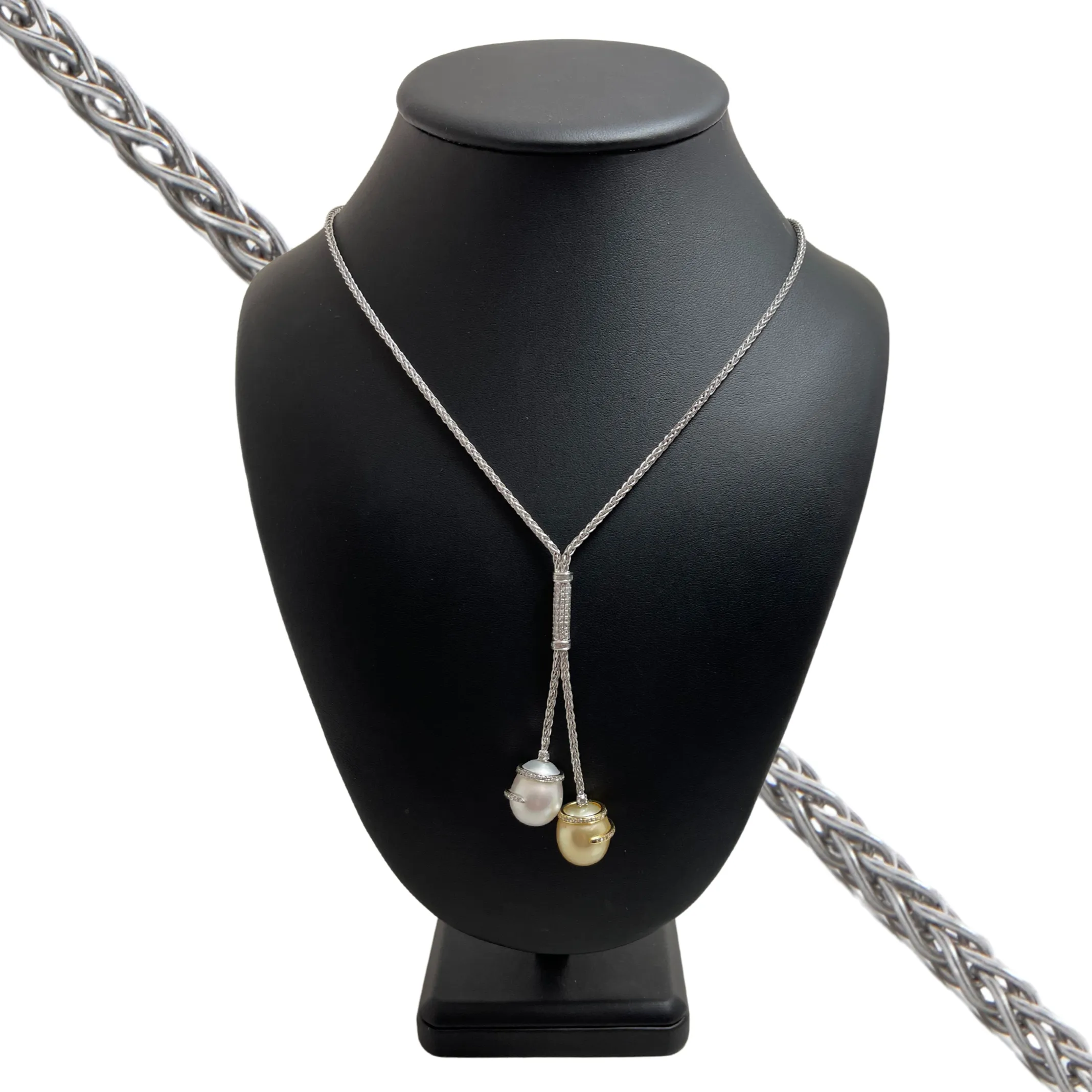 Vintage Italian South Sea Pearl and Diamond 18k Gold Lariat Necklace