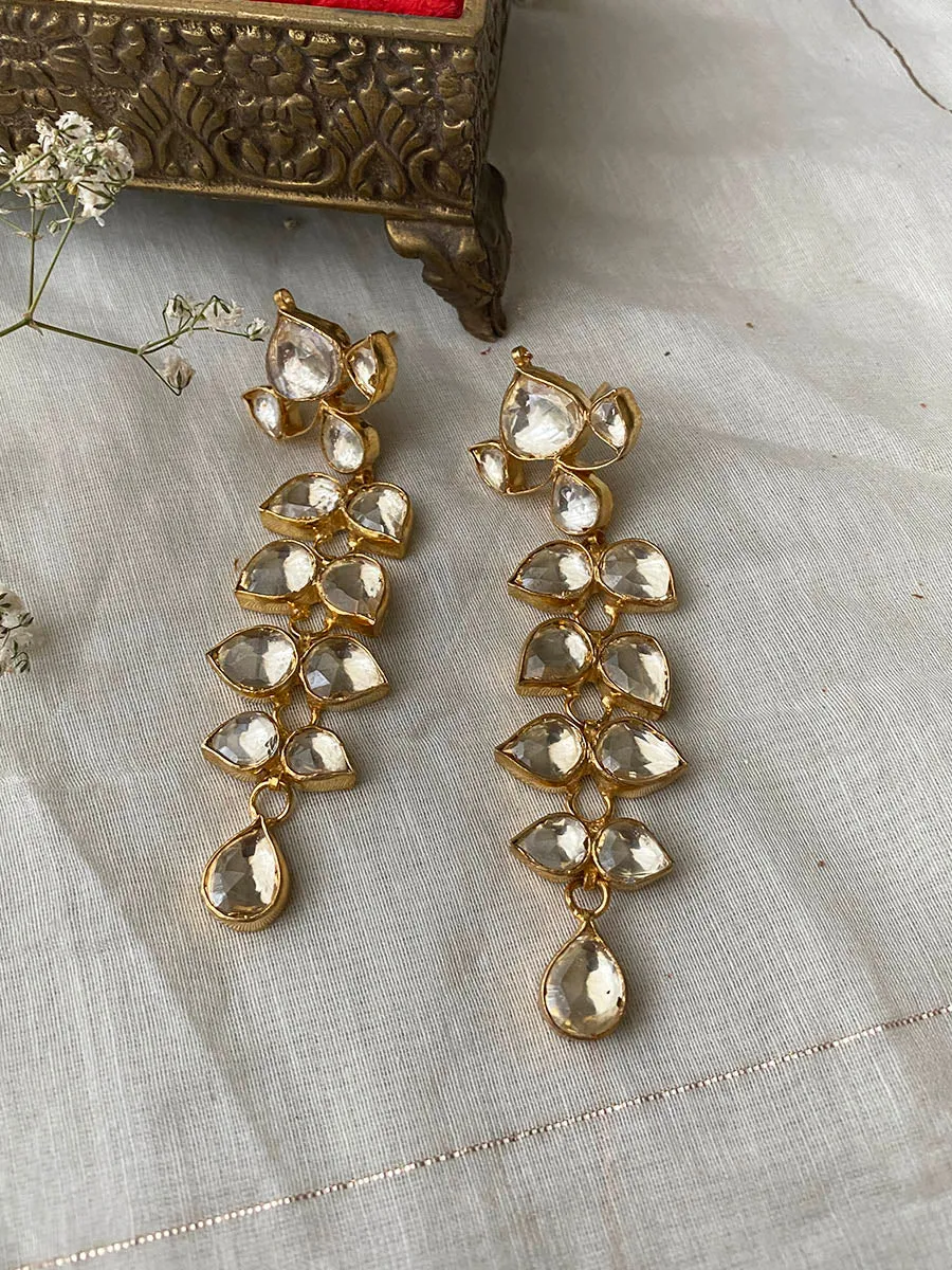 White Color Gold Plated Jadau Kundan Earrings - ME664Y