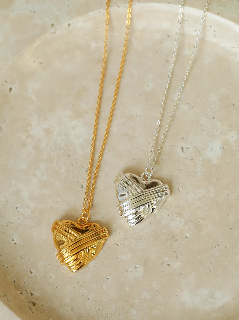 Whole Body Love Pendant Necklace - Gold